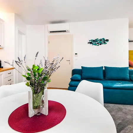 Apartman De Amicis Rovinj