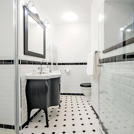 아파트 De Amicis 로비니